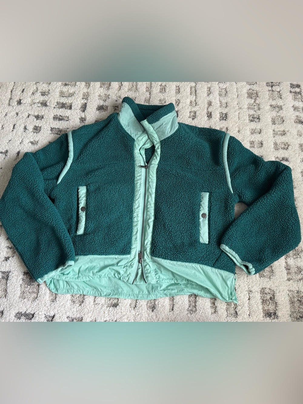 Women’s Free People Courtside Fleece in Teal Size Small